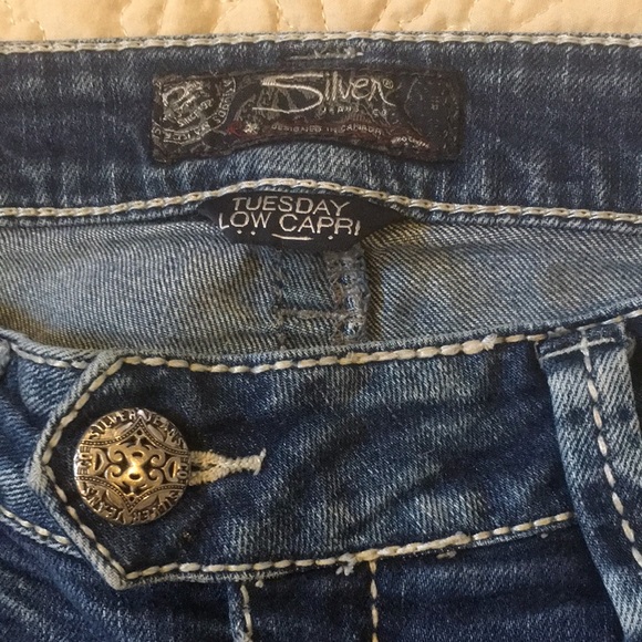 SILVER Tuesday Low Capri Jeans size 29 - Picture 6 of 14